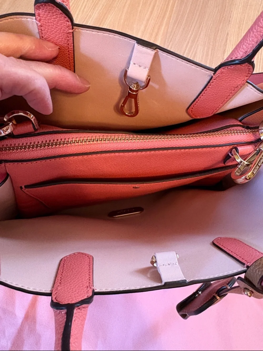 Kate Spade Avenue medium satchel garden rose K6534 NWT with storage bag